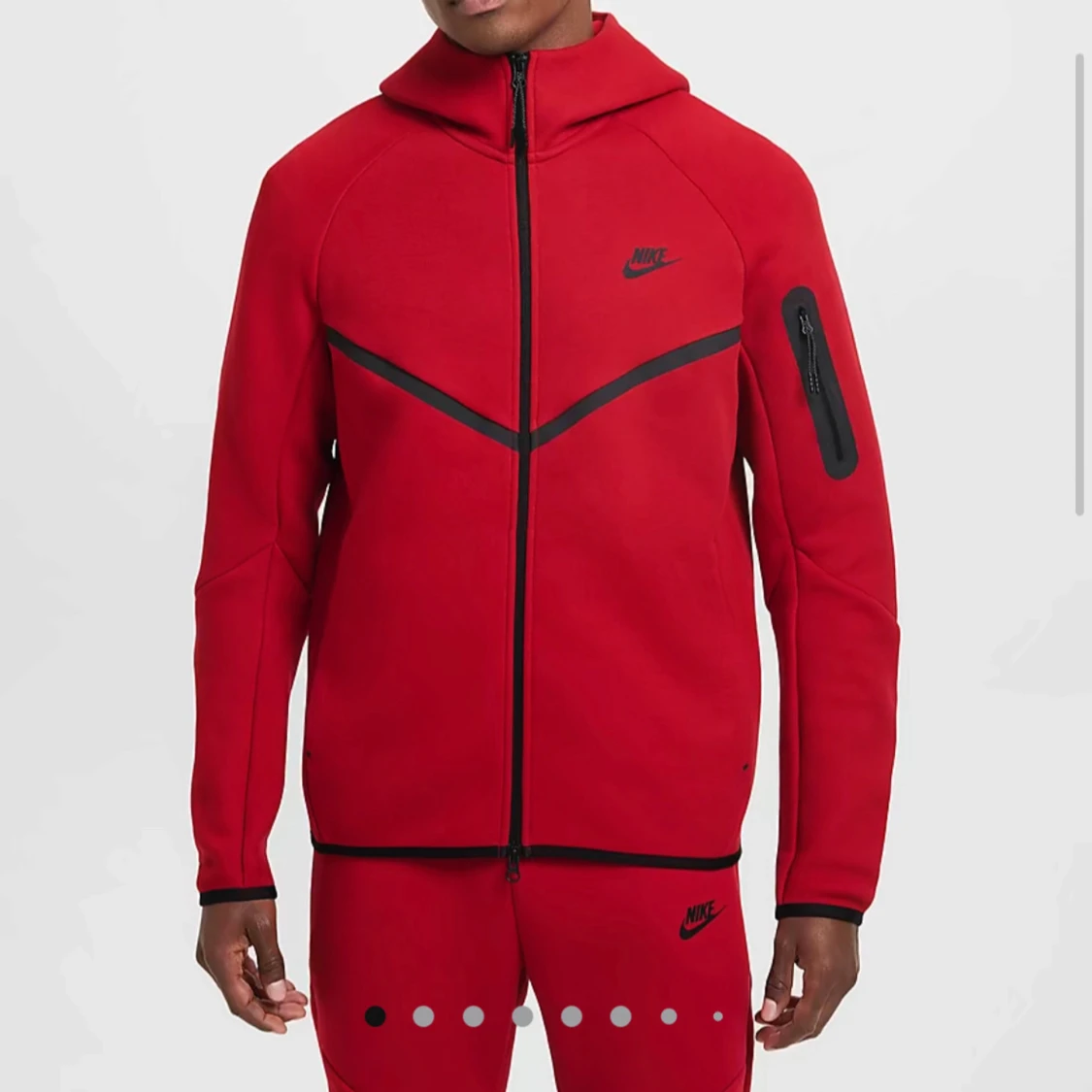 Röd Nike Tech Fleece