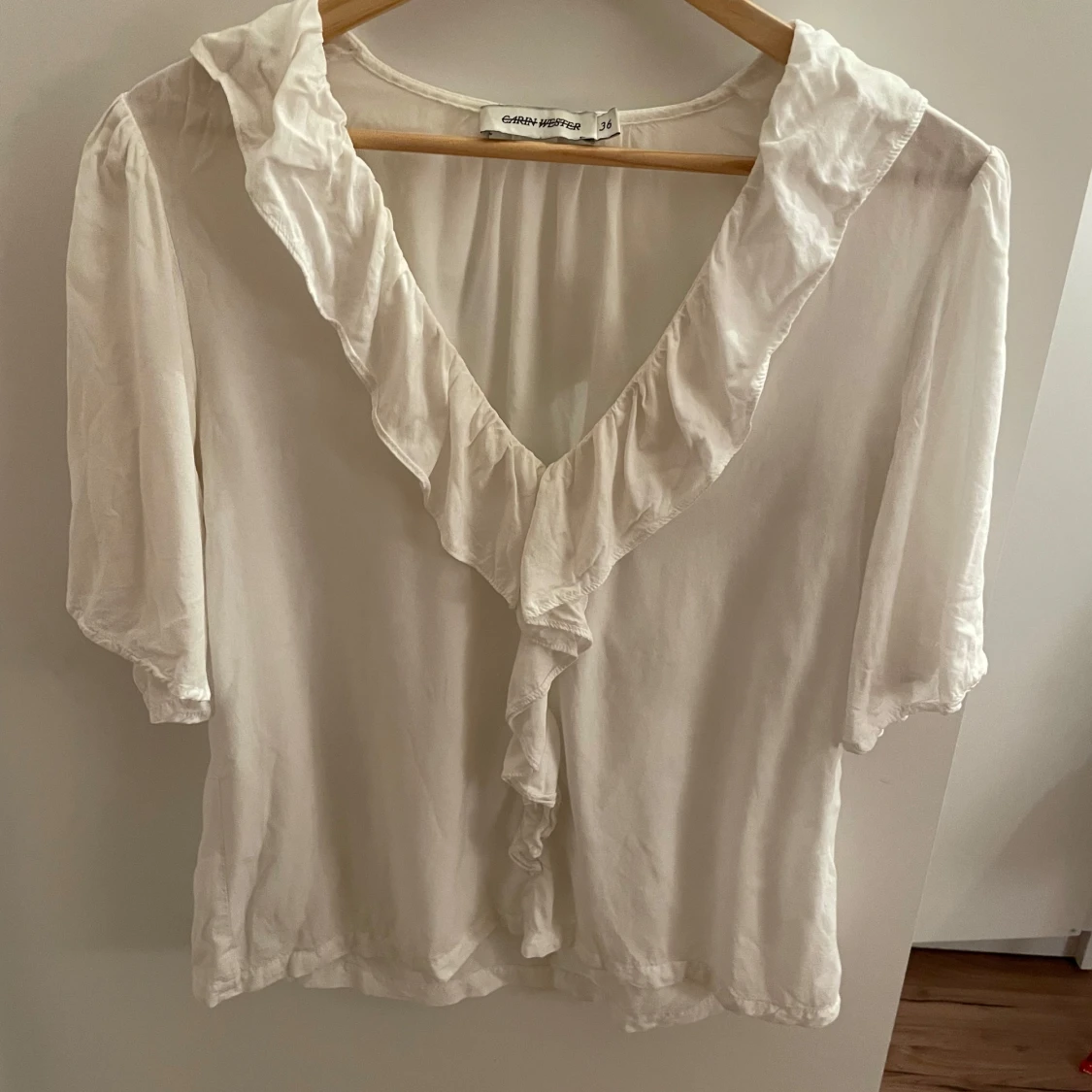 Vit blus från Carin Wester