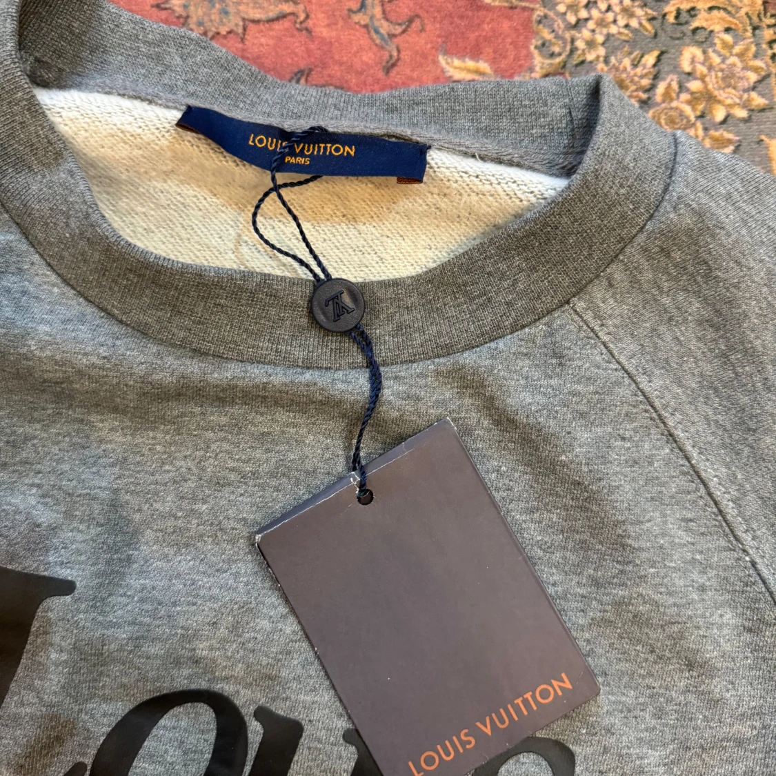 Grå sweatshirt från Louis Vuitton - 91