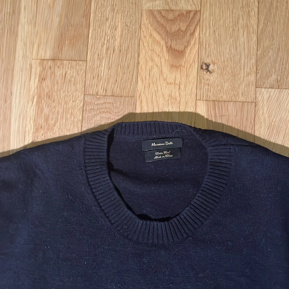 Mörkblå tröja från Massimo Dutti - 90