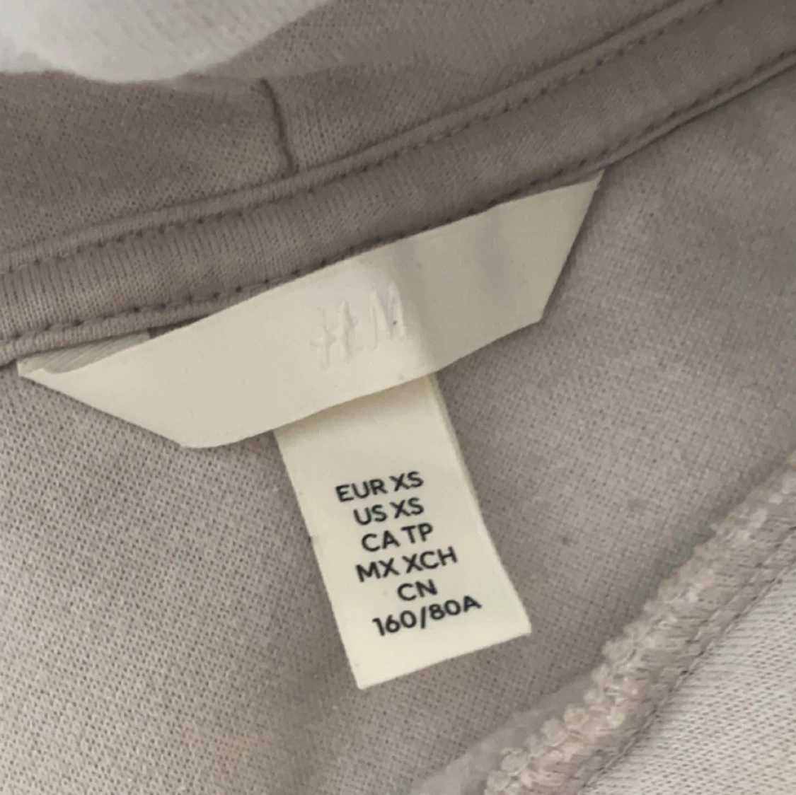 Beige/grå hoodie från H&M - 92