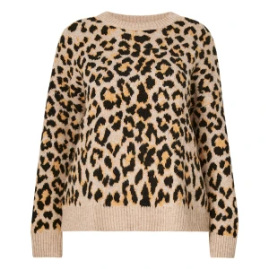 STICKAD LEOPARD TRÖJA - Leopardmönstrad tröja i storlek XS från Mango. I nyskick, ursprungspris 499 kr, säljes för 199 kr. Perfekt till vardags! Sparsamt använd! Köpare står för frakt. 