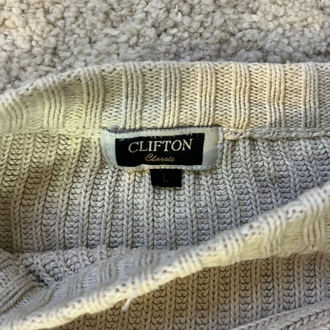 Beige stickad tröja från Clifton - 91