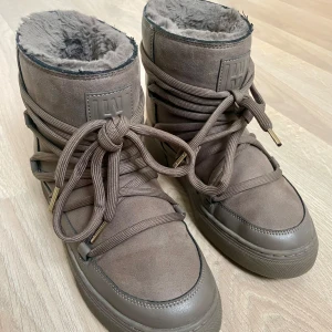 Vinterboots - Använda men i mycket fint skick, sparsamt använda. 