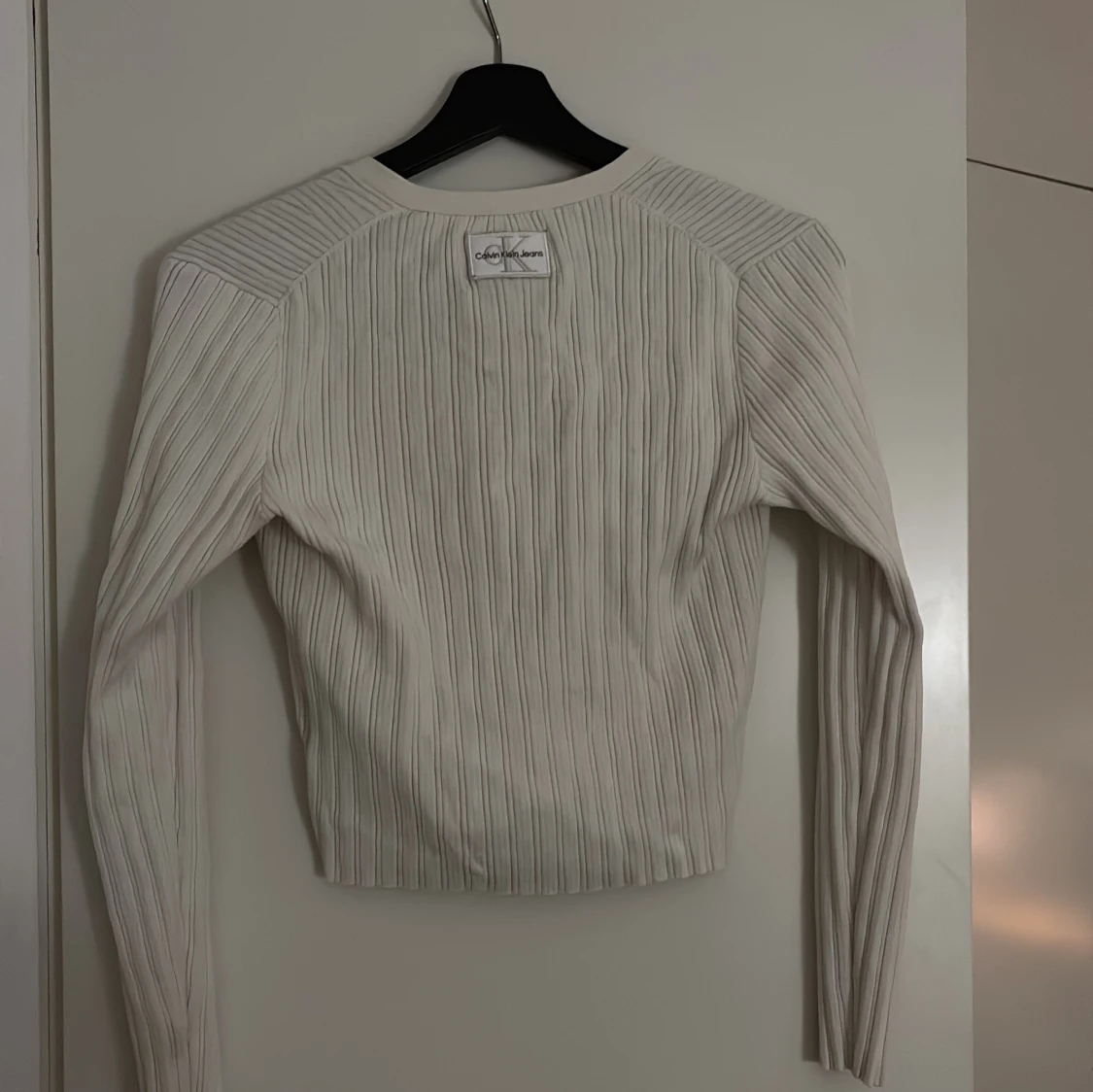 Vit ribbad kofta från Calvin Klein Jeans - 91