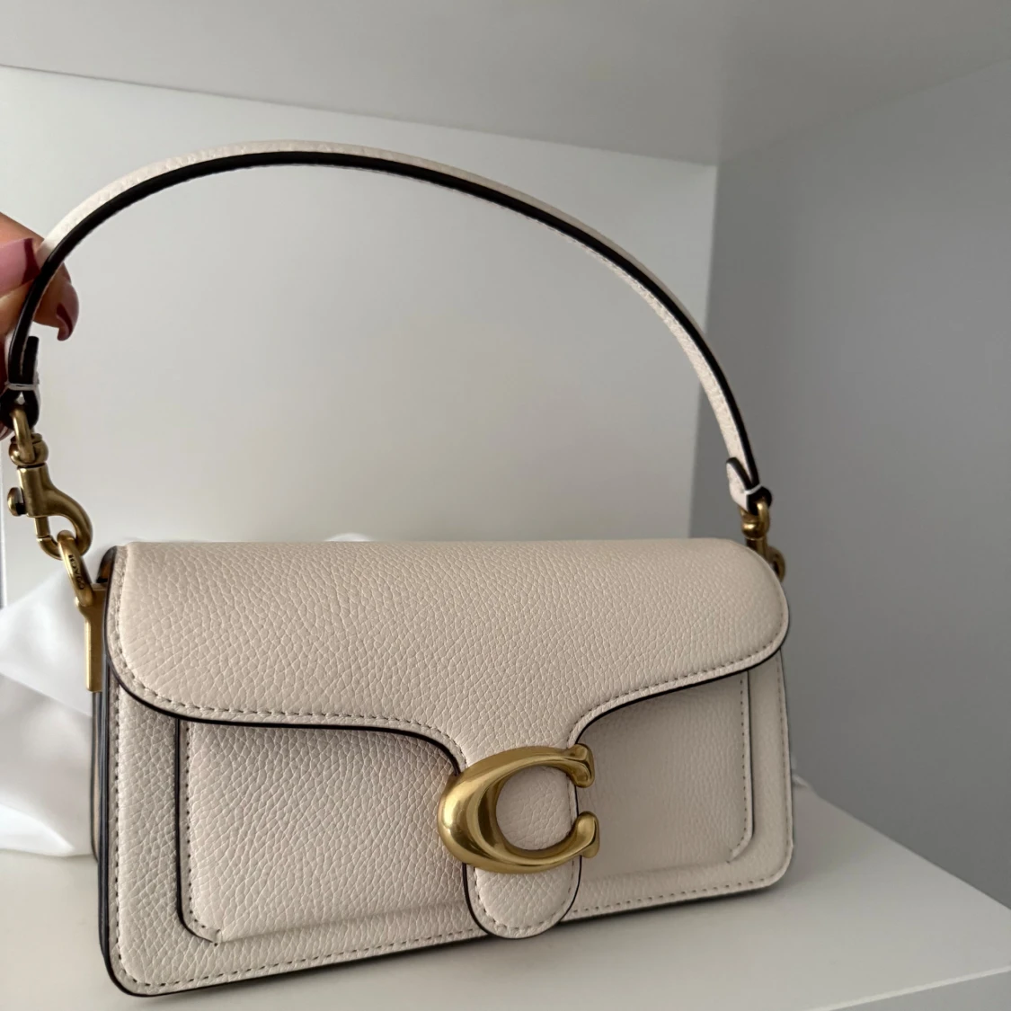 Beige axelväska från Coach - 90