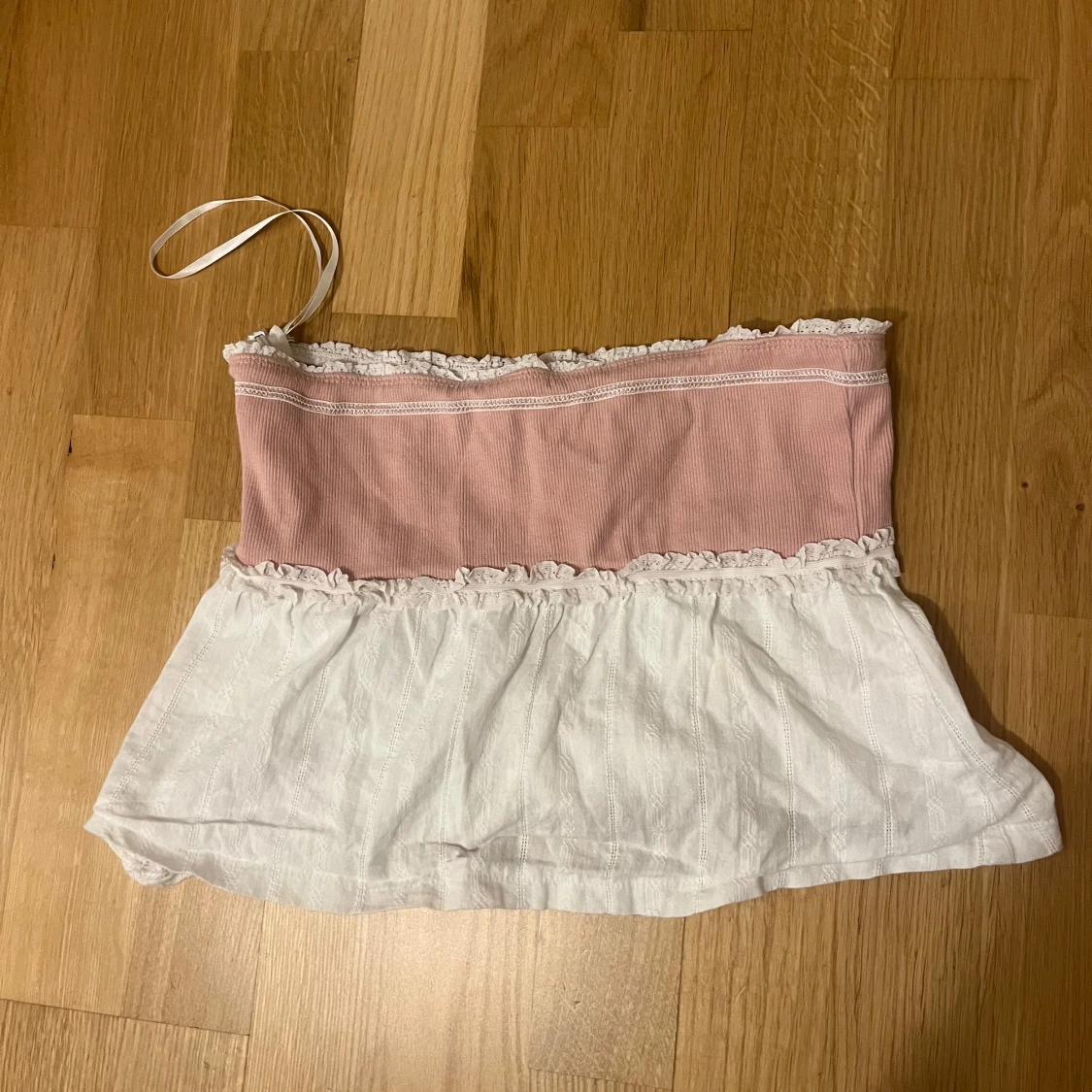 Trendig tubbtopp spets - 90