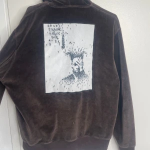 Limitato zip - Zip up hoodie från limitato Nypris 5799kr