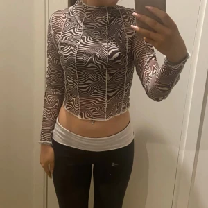 Fest mesh topp - Skit cool festlig mesh topp! Pris går att diskutera 🙌