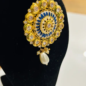 Beautiful Blue Minakari Kundon Pendent And Earrings  - Very beautiful kundon stone set 