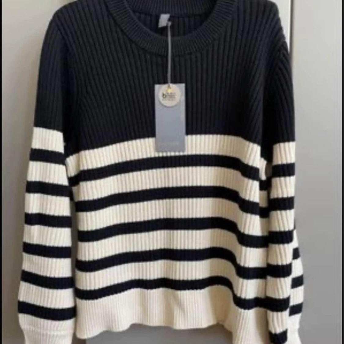 Stickat tröja ny med prislappen kvar