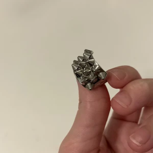 Edblad peak ring  - Edblad ring som inte kommer till användning längre, i mycket bra skick