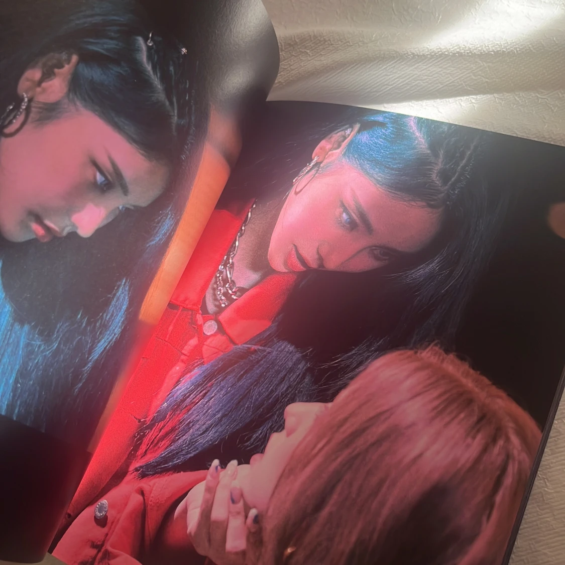 Not Friends Loona Album - 92