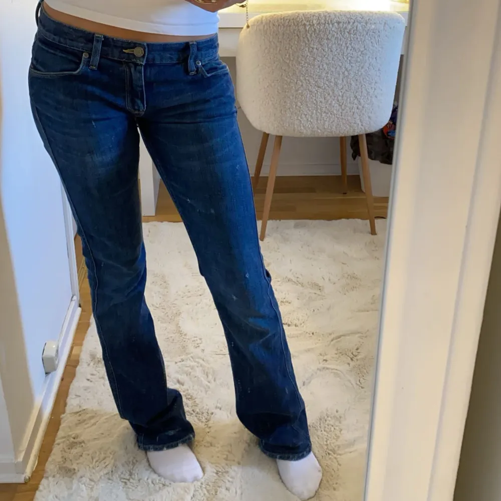 Midjemått: 40  Innerbenslängd: 84  Super fina low waist jeans från Ralp Lauren💕💕. Jeans & Byxor.