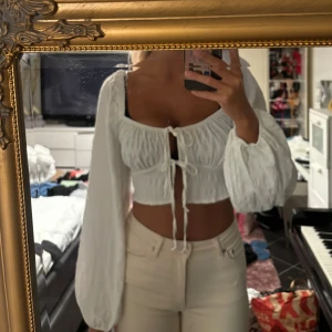 Gina tricot topp - Super fin topp från Gina tricot💗aldrig använd men prislappen är avtagen