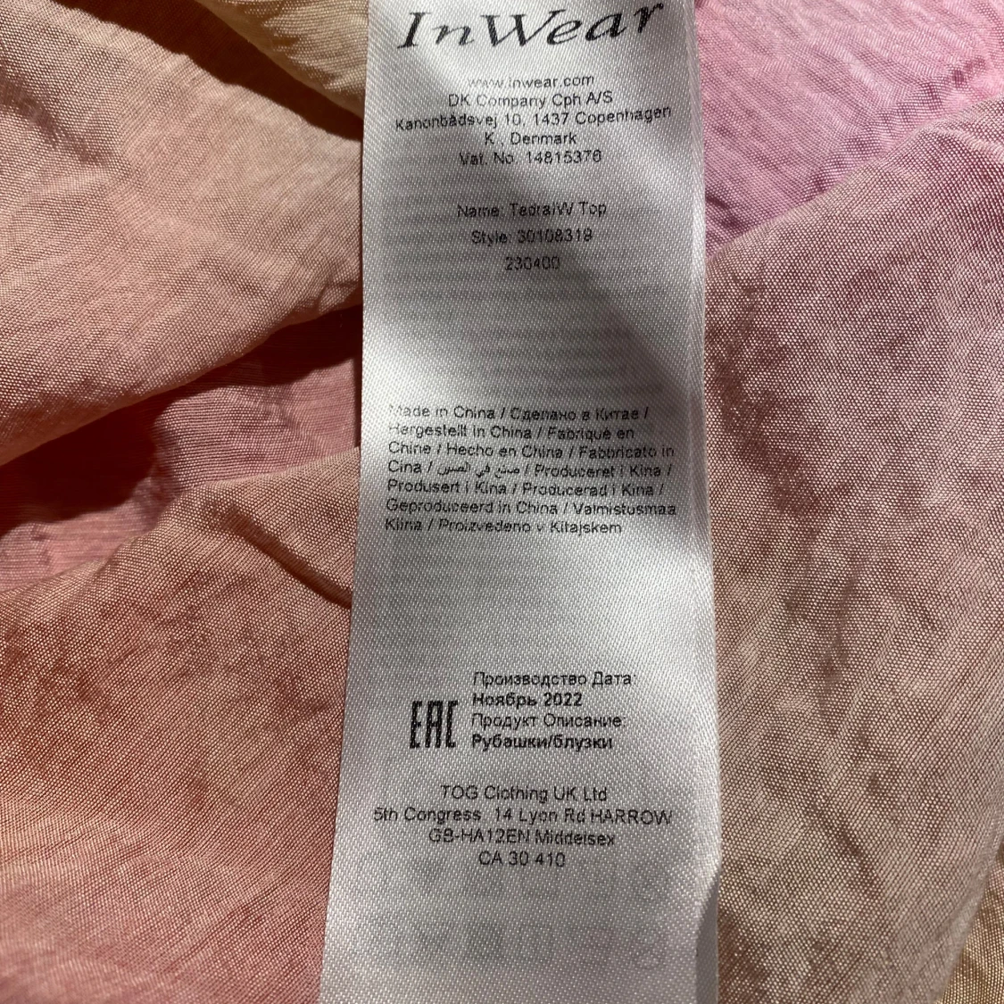 Ny orange, gul och rosa topp i strl 34 från Inwear, modell Tendra - 93