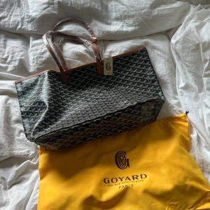 Goyard väska  - Goyard liknande väska som är köpt i Spanien, aldrig använd 