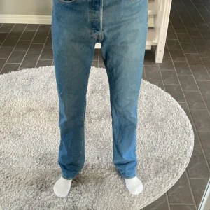 Levis 501 - Säljer då de inte används, fint skick.  Skriv vid fler frågor!