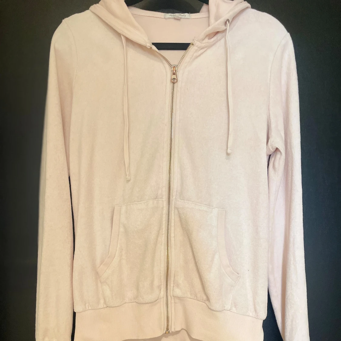 Ljusrosa hoodie från Juicy Couture - 92