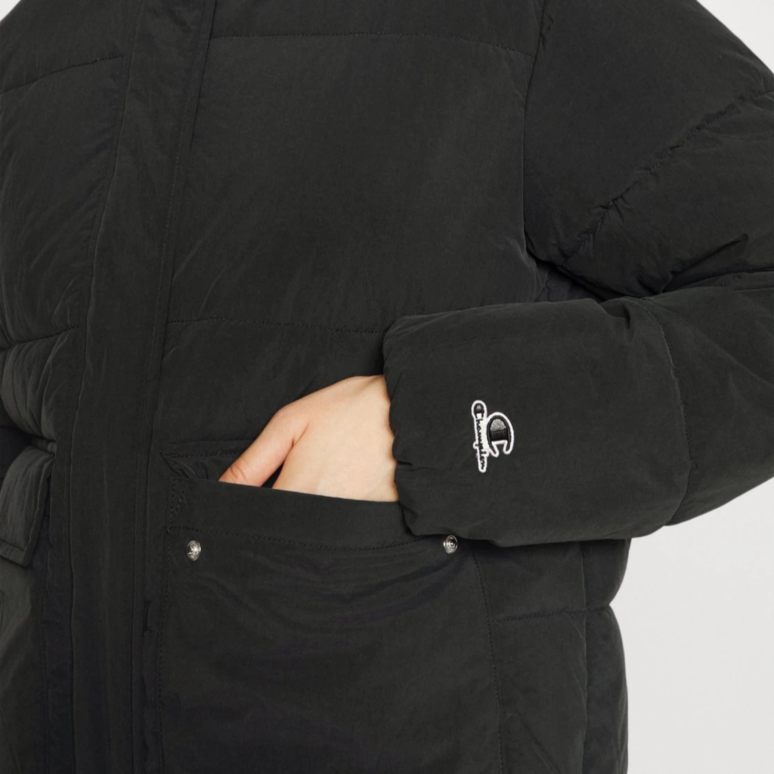 Svart pufferjacka från Champion - 91