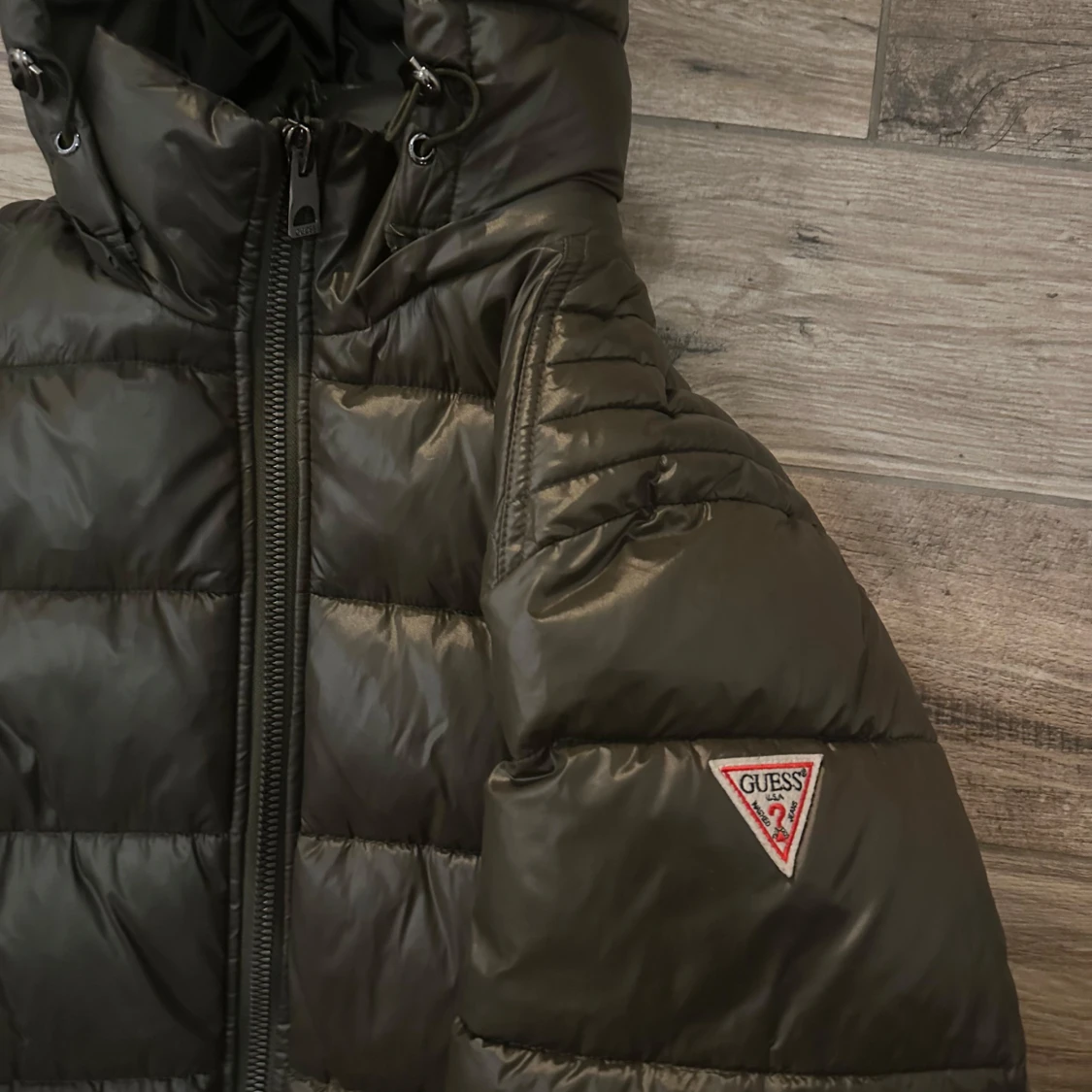 Grön vinterjacka från Guess - 92