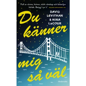 Du känner mig så väl (pocket) - »Ett glimrande lyckopiller, en hyllning till kärleken i alla dess former.« | Boklus »Det här är helt klart en bok som många tonåringar borde läsa, för att få en förståelse för att det är okej att vara sig själv och att vi är olika.« | BokradenMark och Kate har gått i samma klass i ett helt år, men har ändå aldrig pratat med varandra tills de en kväll råkar springa på varandra på stan. Det är Pride-festival och Mark har lämnat tryggheten i den lugna förorten för att bege sig ut i den glittrande stadsnatten. Kate har precis missat chansen att träffa den person som hon på avstånd är förälskad i. Och Mark är samtidigt kär i sin bästa vän Ryan. Mark och Kate vet ännu inte hur nära de ska komma att stå varandra, hur stark deras vänskap ska bli en vänskap större än någon annan. Du känner mig så väl är en stormande berättelse om glädje och sorg, om den bittra första kärleken och den stora vänskapen, berättad ur Marks och Kates parallella synvinklar. En bok om att bli vuxen och om den stora, okända framtiden.DAVID LEVITHAN är en av de största amerikanska ungdomsboksförfattarna, med bästsäljande böcker som Ibland bara måste man, Världens viktigaste kyss och Jag, En. Han bor i New York. NINA LACOUR är den prisbelönta amerikanska författaren bakom Inte vem som helst och Jag går dit du går. Hon är bosatt i Oakland, Kalifornien.»Ger ett starkt budskap om acceptans, samtidigt som den lyfter viktiga frågor. Charmig, mysig och gripande. Ett måste att läsa, och jag rekommenderar den varmt.« Betyg 8 av 10 | Petras Bokblogg »Det finns säkert tjugo ställen i boken jag märkt ut med små post-it lappar för att ett stycke bara var alldeles för perfekt, eller för att jag bara inte kunde släppa en specifik mening.« | Aldrig bara ord »Levithan och LaCour borde helt klar göra fler samarbeten.« Betyg 4 av 5 | Marklars book »Den här boken har karaktärer som du kommer att vilja besöka om och om igen. Och ni får ursäkta, men nu måste jag gå och rekommendera den till alla jag känner!« | Oh So Fictional »David Levithans och Nina LaCours skiftande perspektiv träffar mitt i prick, och tillsammans håller de denna varmhjärtade historia i rörelse.« | Kirkus Reviews »En bok som alla borde läsa!« | TeenReads »En rörande, realistisk berättelse om vänskap, den första kärleken och glittret och glädjen under en pridestival. Rekommenderas starkt!« | Delightful Book Reviews      Format Pocket   Omfång 236 sidor   Språk Svenska   Förlag Modernista   Utgivningsdatum 2019-09-24   Medverkande Helena Hansson   Medverkande David Levithan   Medverkande Nina LaCour   ISBN 9789177814597  