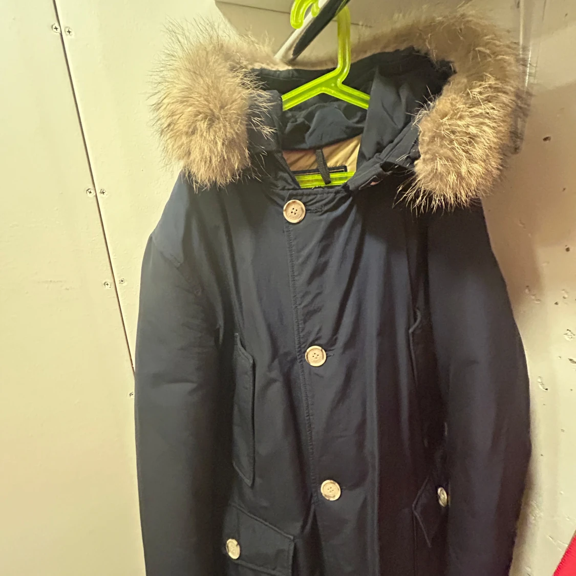 Mörkblå parkajacka från Woolrich