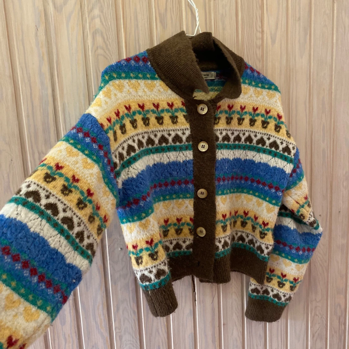 Färgglad kofta från Stradivarius - 90