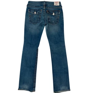 True religion jeans - True religion low waist bootcut jeans. Storlek 30.