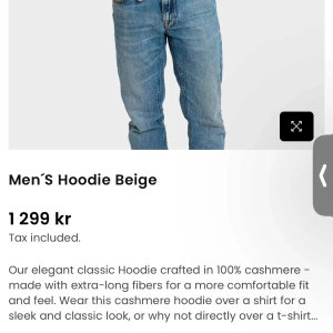 Merino hoodie - Jag köpte den för 1299 ny men jag råkade köpa s och den oassar därför inte den är bara prövad och jag säljer deb för 799