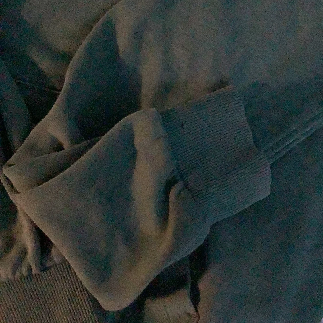 Grön hoodie från Peak Performance - 90