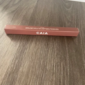 Caia läppenna NY  - Lovisa läppenna från Caia (ny såklart). 