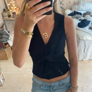 Topp - SUPER snygg topp!! Tryck gärna på köp nu❤️❤️