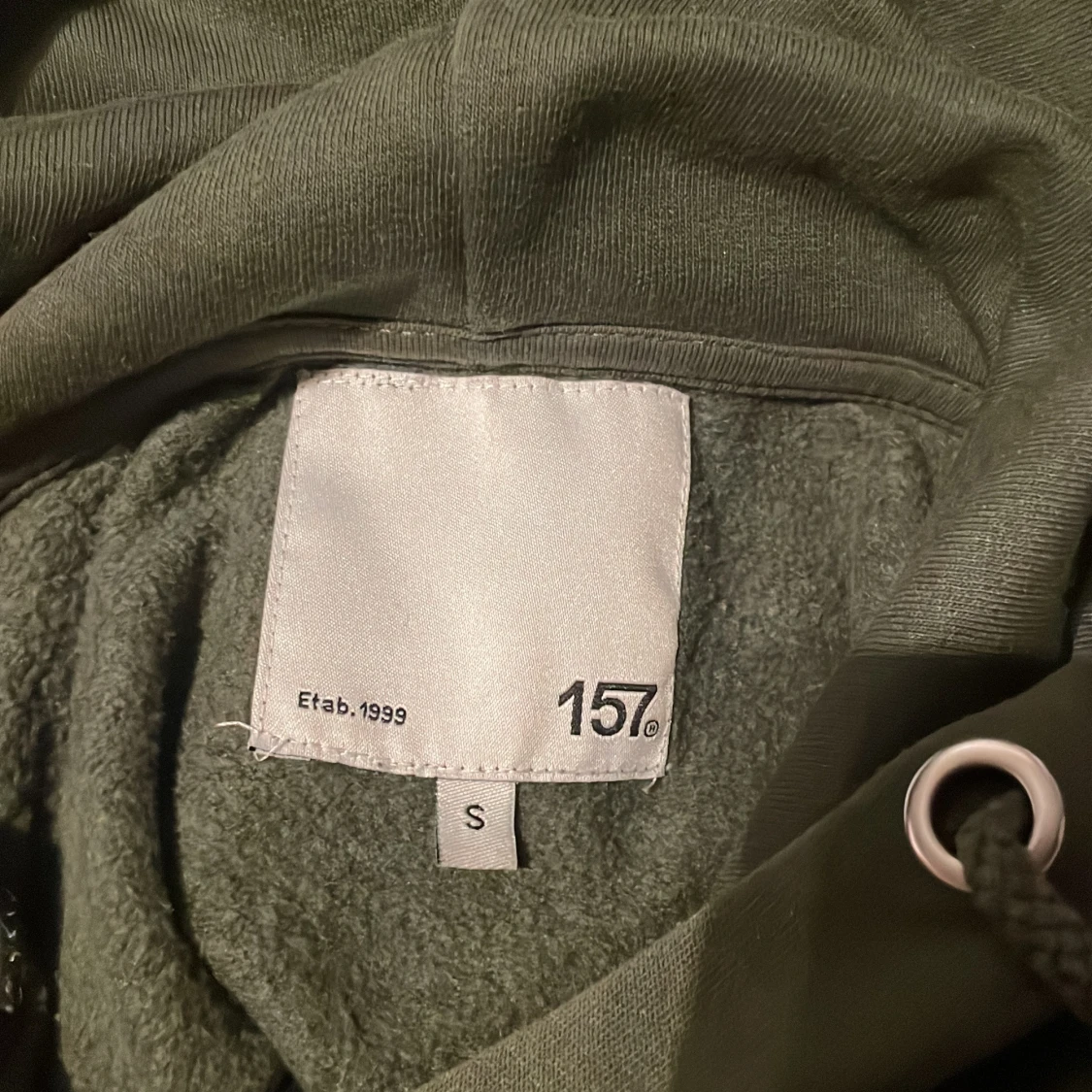 Grön hoodie från 157 - 90