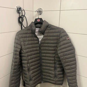 Jacka - Colmar jacka, grön/grå sällsynt färg, använd några få gånger 