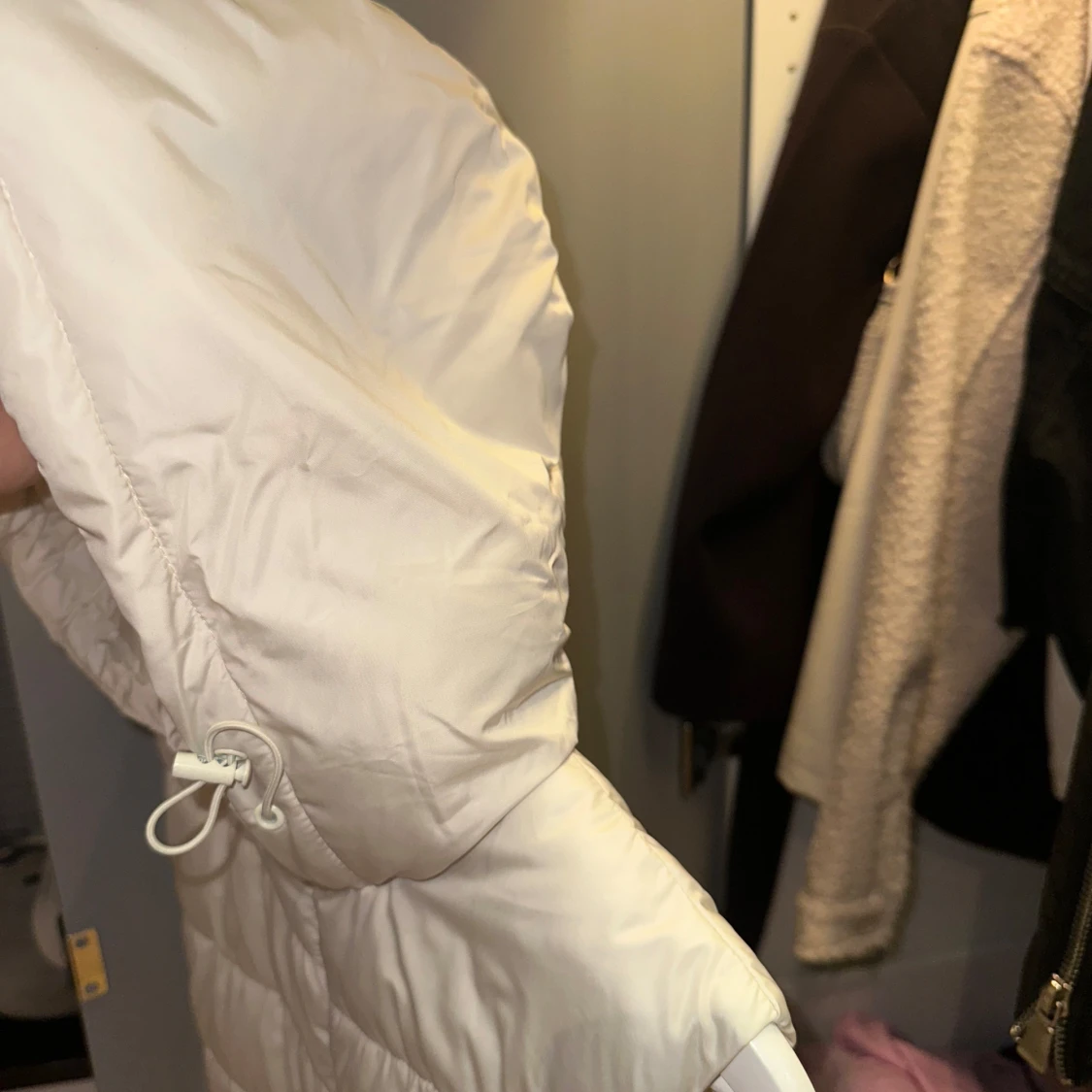 Beige dunväst från Zara - 92