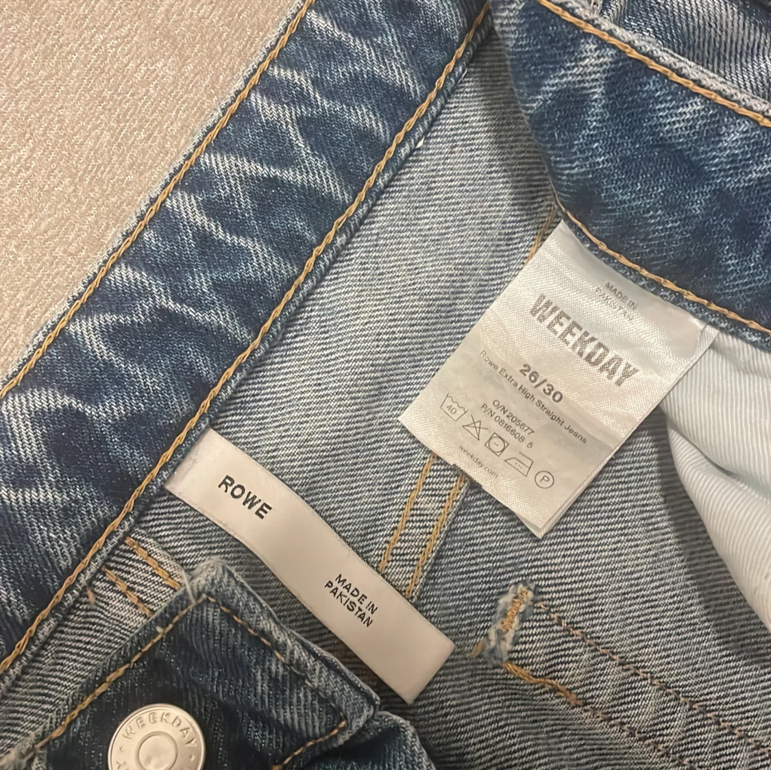 Blå jeans från Weekday - 93