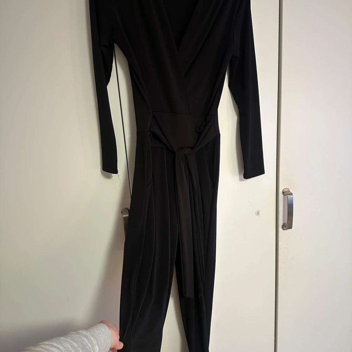 Svart långärmad jumpsuit