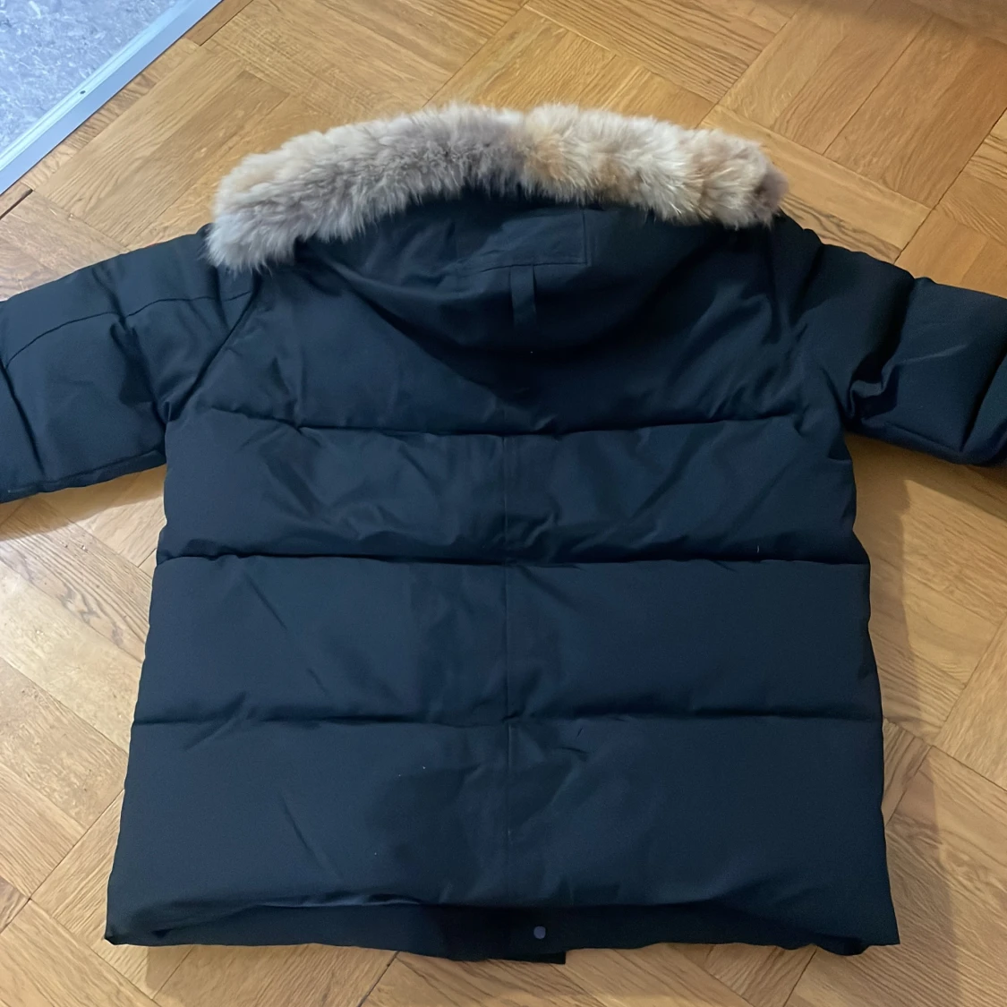 Svart dunjacka från Canada Goose - 90