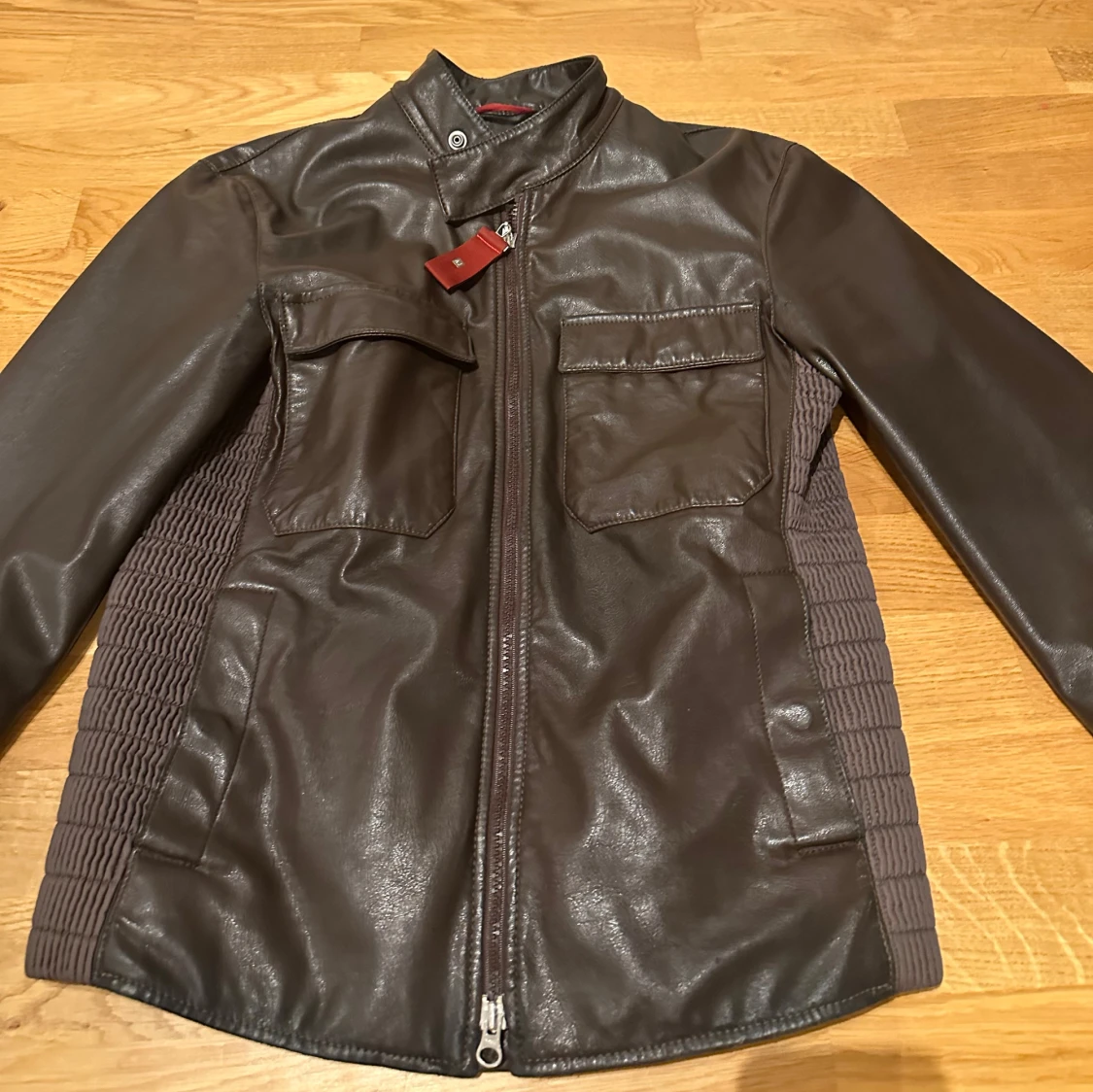 Brun skinnjacka från Armani Jeans