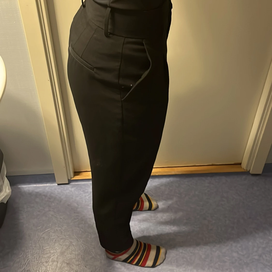 Svarta kostymbyxor från Zara - 92