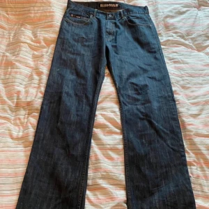 Lågmidjade jeans - Jättesnygga lågmidjade lösa jeans!