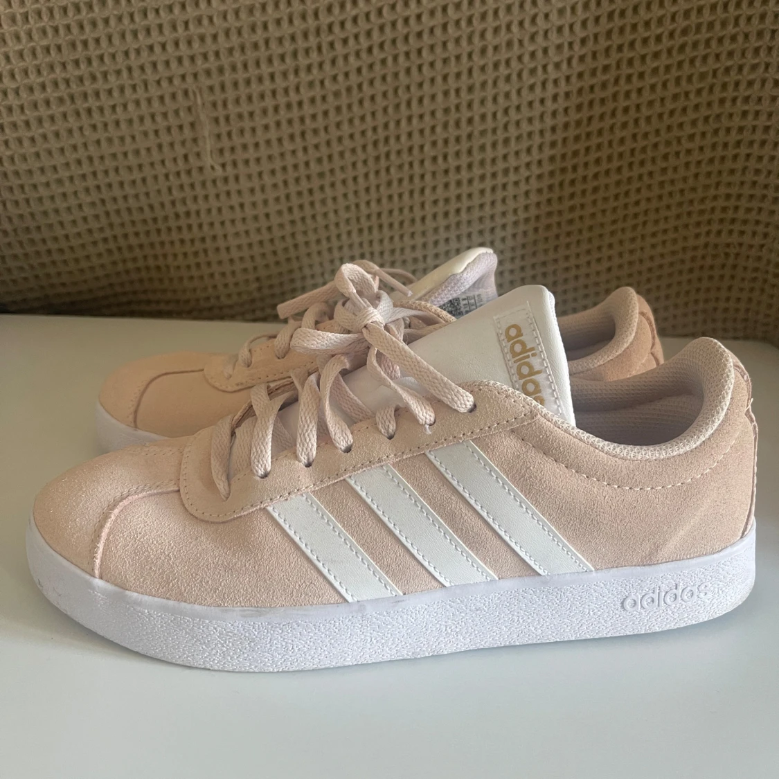 Adidas skor - 90