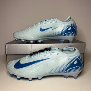 Nike fotbollsskor - Nike Mercurial Vapor 16 Elite AG-dobbar för konstgräs 🥶 helt nya aldrig använda med lappen kvar, skopåsen ingår