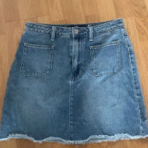 Jeans kjol - Jeans kjol från holister🤍