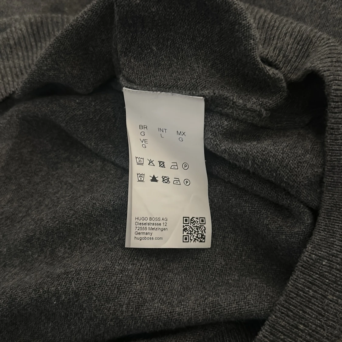 Grå tröja från Hugo Boss - 91