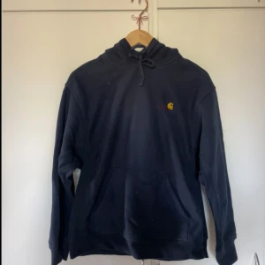 Carhartt hoodie - Bra skick använd några gånger