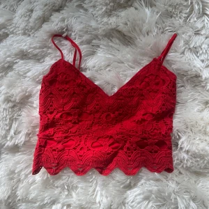 Topp - Jättefin spetstopp köpt i Spanien💕💕