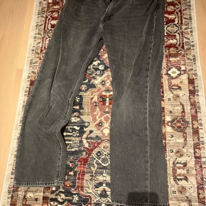 Levis jeans 551  - Riktigt sköna jeans, använder inte längre! 