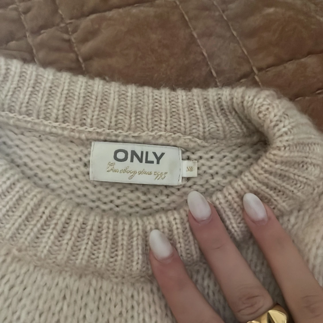 Sååå söt trekvartsärmade tröja från ONLY🤍 - 92